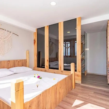 Ξενοδοχείο Castle Boutique 5*